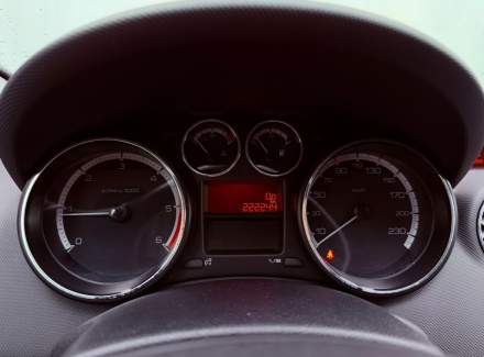 Peugeot - 308