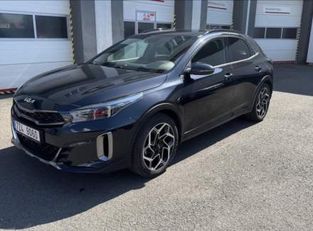 Kia - XCeed