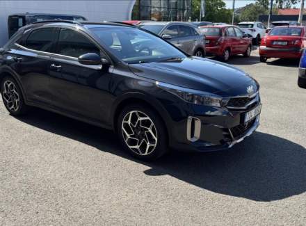 Kia - XCeed