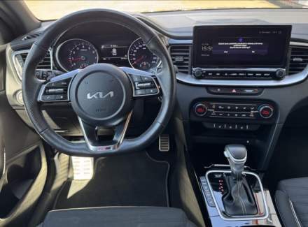 Kia - XCeed