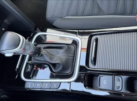 Kia - XCeed