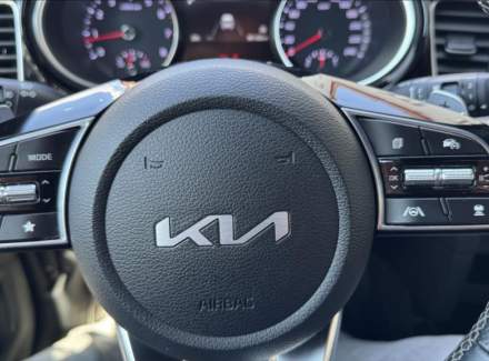 Kia - XCeed