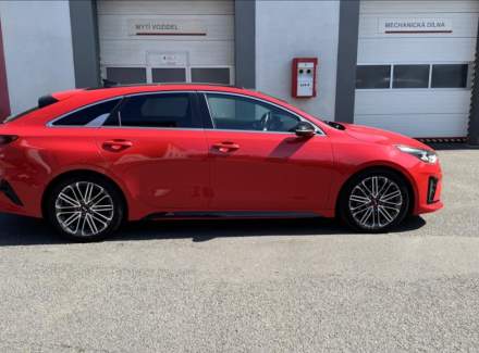 Kia - Pro Cee'd