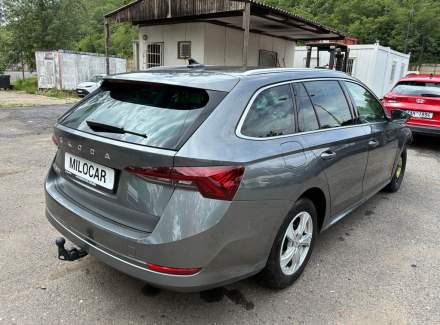 Škoda - Octavia