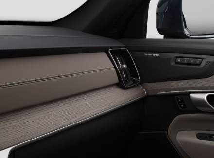 Volvo - XC90