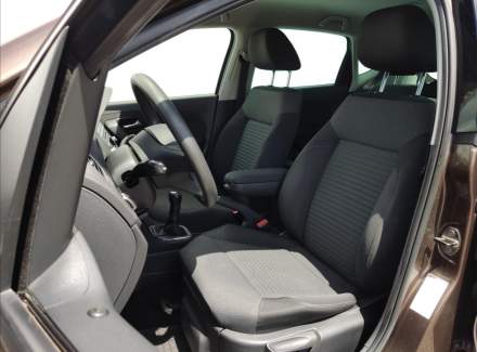 Volkswagen - Polo