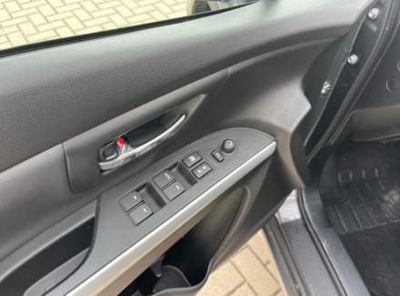 Suzuki - SX4