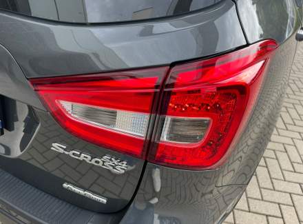 Suzuki - SX4