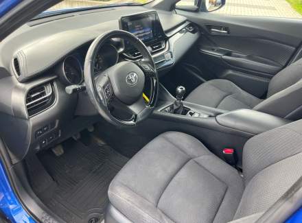 Toyota - C-HR