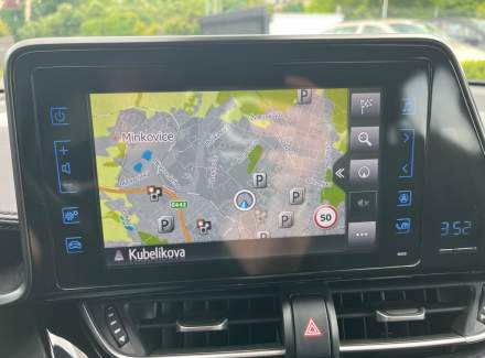 Toyota - C-HR