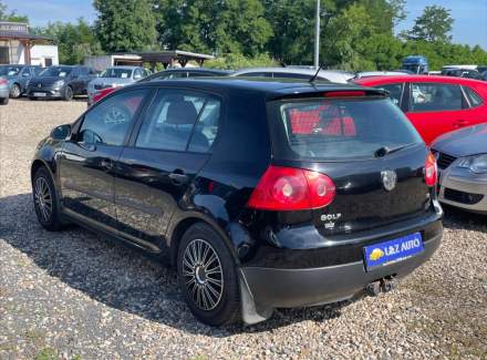 Volkswagen - Golf