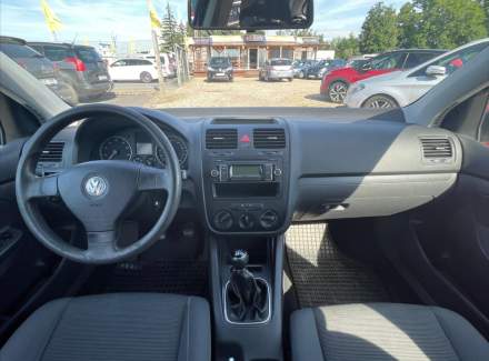 Volkswagen - Golf