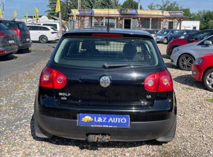 Volkswagen - Golf