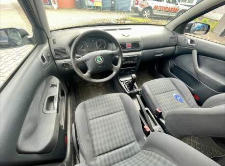 Škoda - Octavia