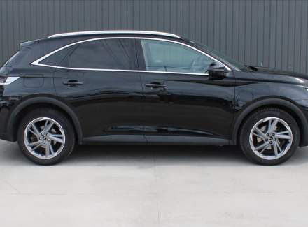 DS Automobiles - DS7 Crossback
