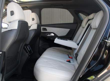 DS Automobiles - DS7 Crossback