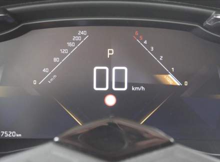 DS Automobiles - DS7 Crossback