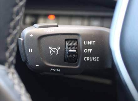 Peugeot - 3008