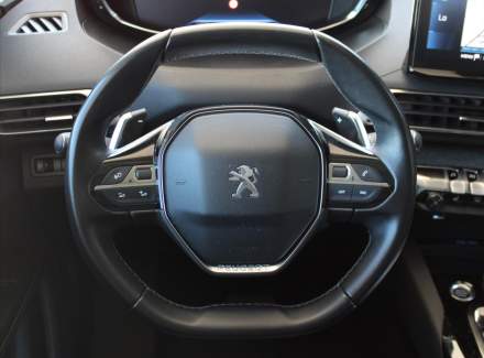 Peugeot - 3008
