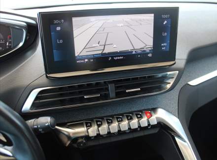 Peugeot - 3008