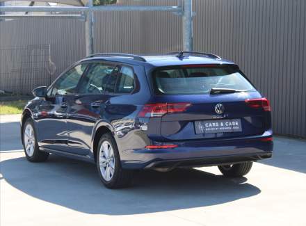 Volkswagen - Golf