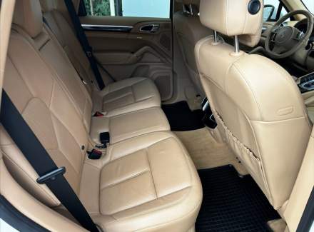 Porsche - Cayenne