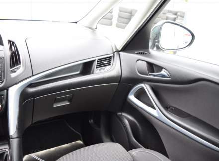 Opel - Zafira
