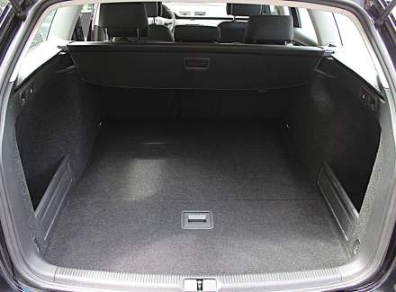 Volkswagen - Passat