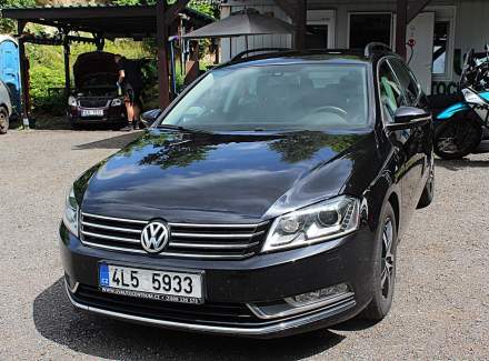 Volkswagen - Passat