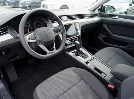 Volkswagen - Passat