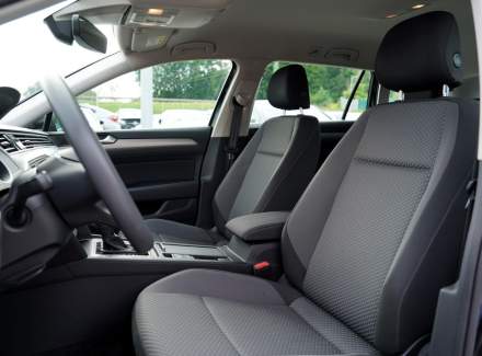 Volkswagen - Passat