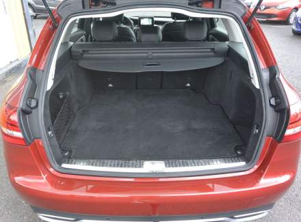Mercedes-Benz - C-class
