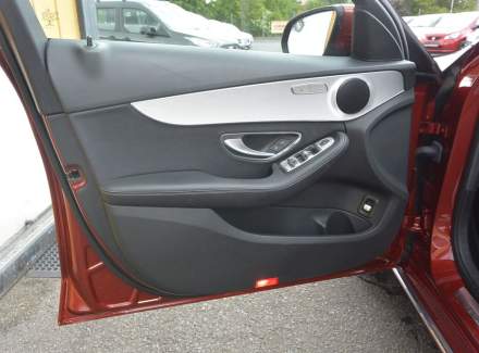 Mercedes-Benz - C-class