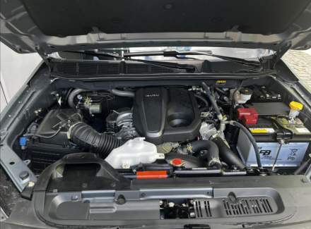 Isuzu - D-Max