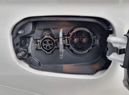Mitsubishi - Outlander