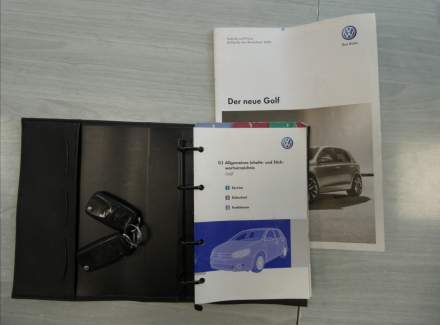 Volkswagen - Golf