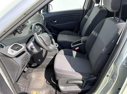 Renault - Scenic