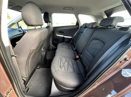 Kia - Cee'd