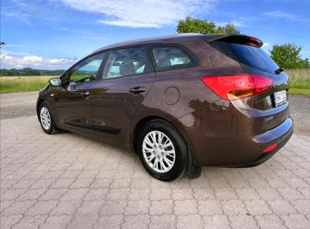 Kia - Cee'd