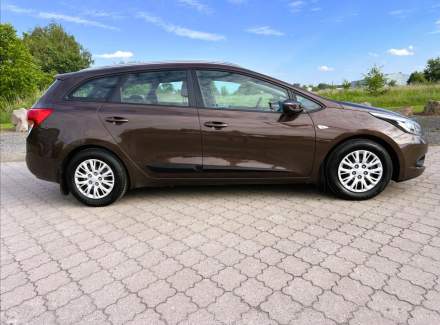 Kia - Cee'd