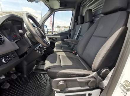 Mercedes-Benz - Sprinter
