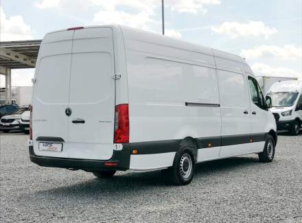 Mercedes-Benz - Sprinter