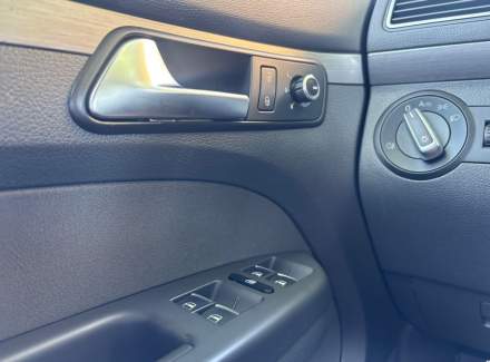 Volkswagen - Touran