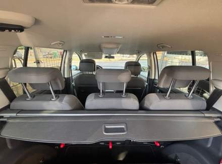 Volkswagen - Touran