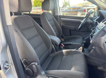 Volkswagen - Touran