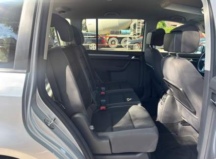 Volkswagen - Touran
