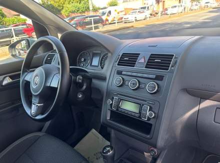 Volkswagen - Touran