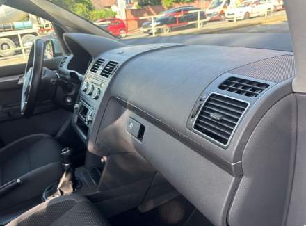 Volkswagen - Touran