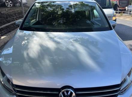 Volkswagen - Touran