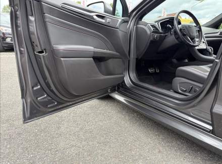 Ford - Mondeo